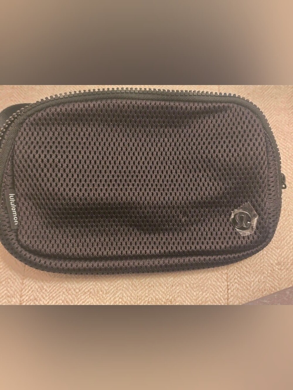 NWTLululemon Everywhere Belt Bag Knit Mesh Black 1L Crossbody Waist Fanny Pack